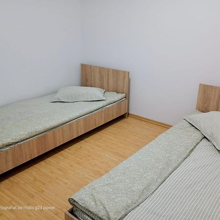 Central City House Tulcea Ngoại thất bức ảnh