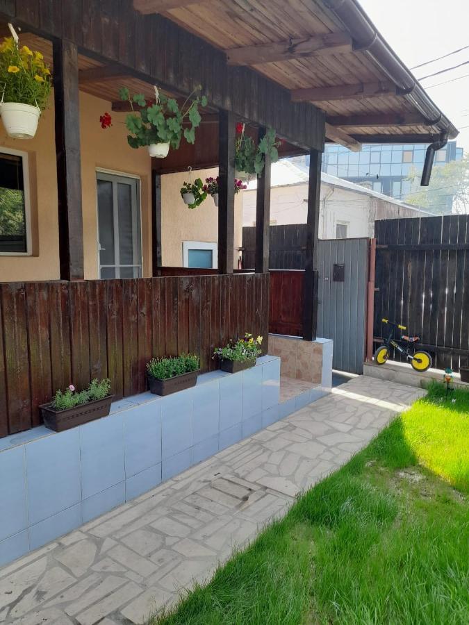 Central City House Tulcea Ngoại thất bức ảnh