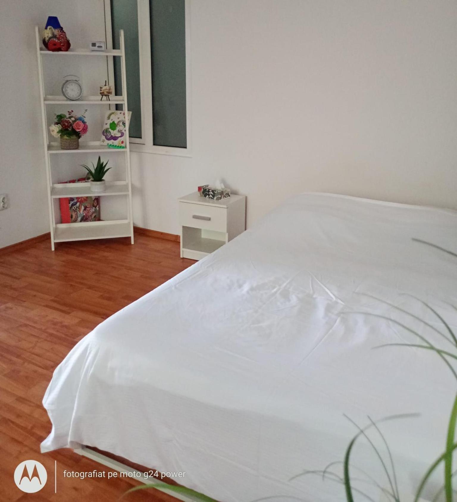Central City House Tulcea Ngoại thất bức ảnh